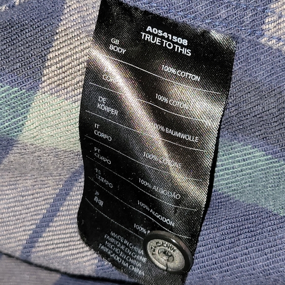 Men's Volcom XL flannel - Picture 4 of 4